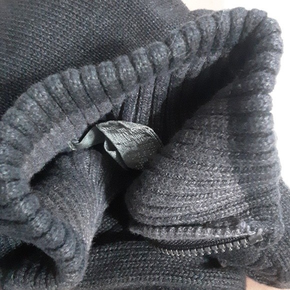 Oscar de la Renta Ribbed Knit Quarter Zip Sweater Small Cozy Minimalist Chic - Picture 7 of 7